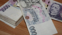 peníze 5000CZK